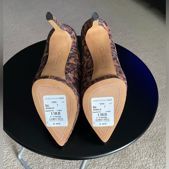 Jessica Simpson Women's Alliye Pointed Toe Stiletto Heeled
Ankle Booties - Picture 6 of 8